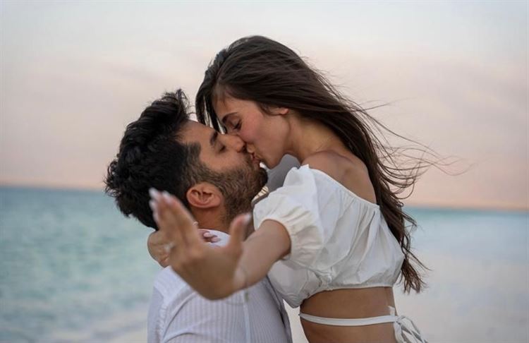 ההצעה של מאי אלחסיד ודין ססי (צילום: אלבום אישי)